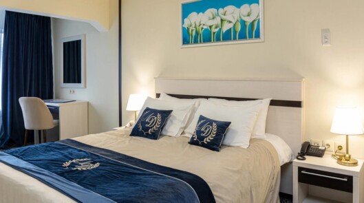 Люкс + Главный корпус