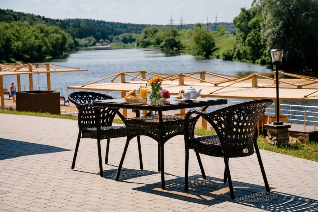 Приглашаем в летнее кафе